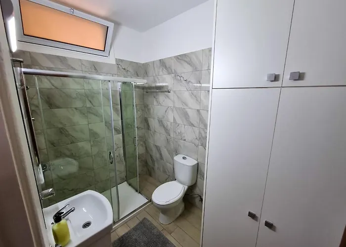 Springfield Park 公寓 拉纳卡